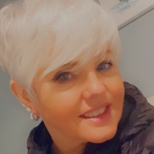 Meet your Posher, Cathy